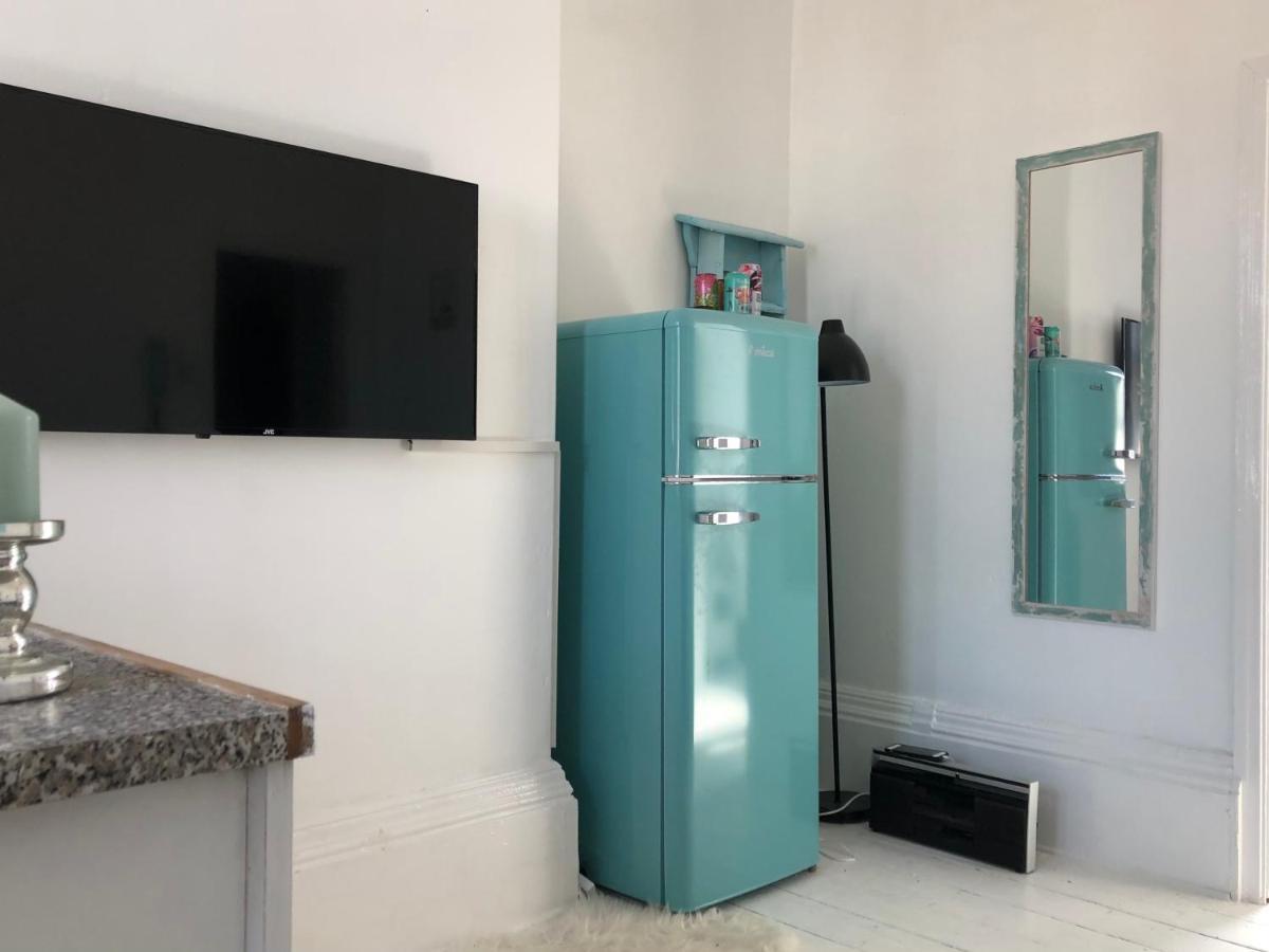 New! Seaside Central Scarborough Apartment Luaran gambar