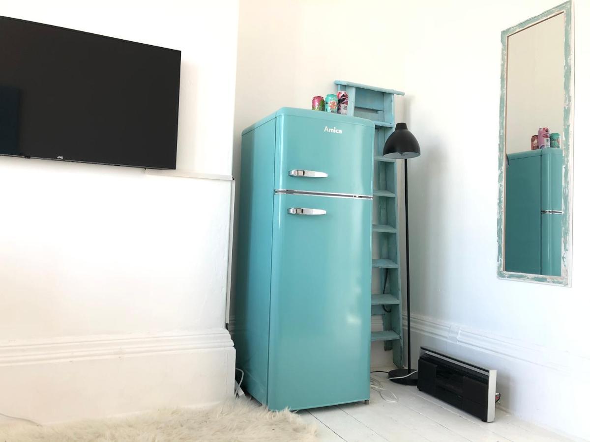 New! Seaside Central Scarborough Apartment Luaran gambar
